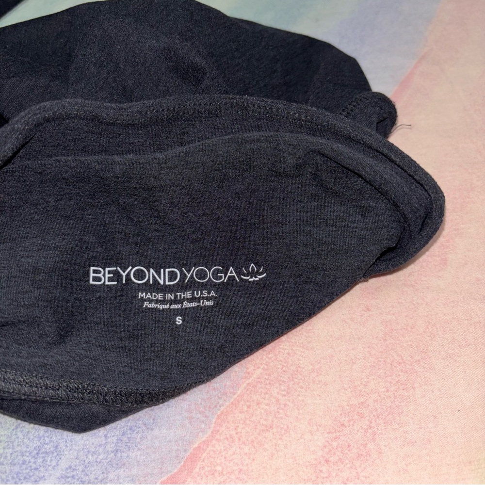 Beyond Yoga Black High-Waist Leggings - Picture 3 of 6